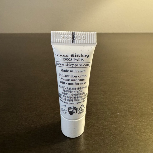 Sisley Paris Hydra Global Serum Anti Aging Hydration Booster 2 ml Sample Size - Picture 2 of 2